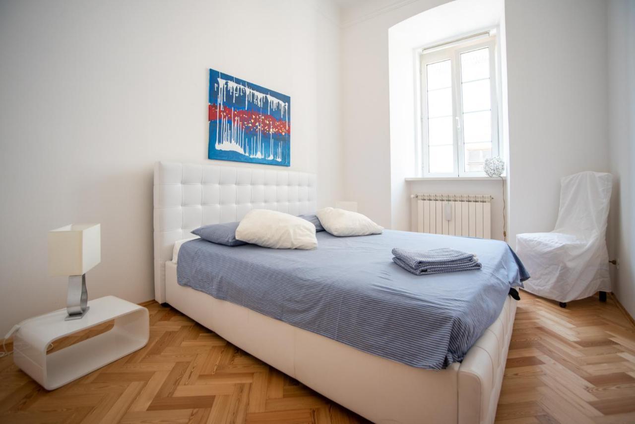 Art & History - New - Modern Classic Apartment Trieste Dış mekan fotoğraf